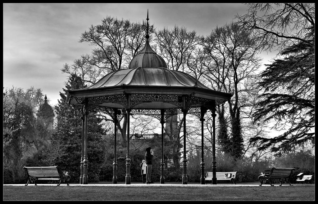 Newark Castle Bandstand by phil_howcroft