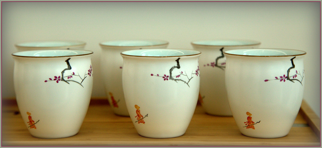 The tea cups by dide