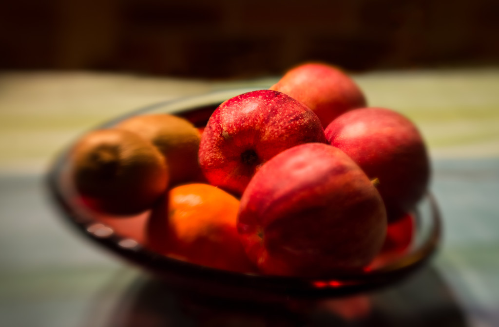Paimpont 2018: Day 18 (2) - Lensbaby Fruit Bowl by vignouse