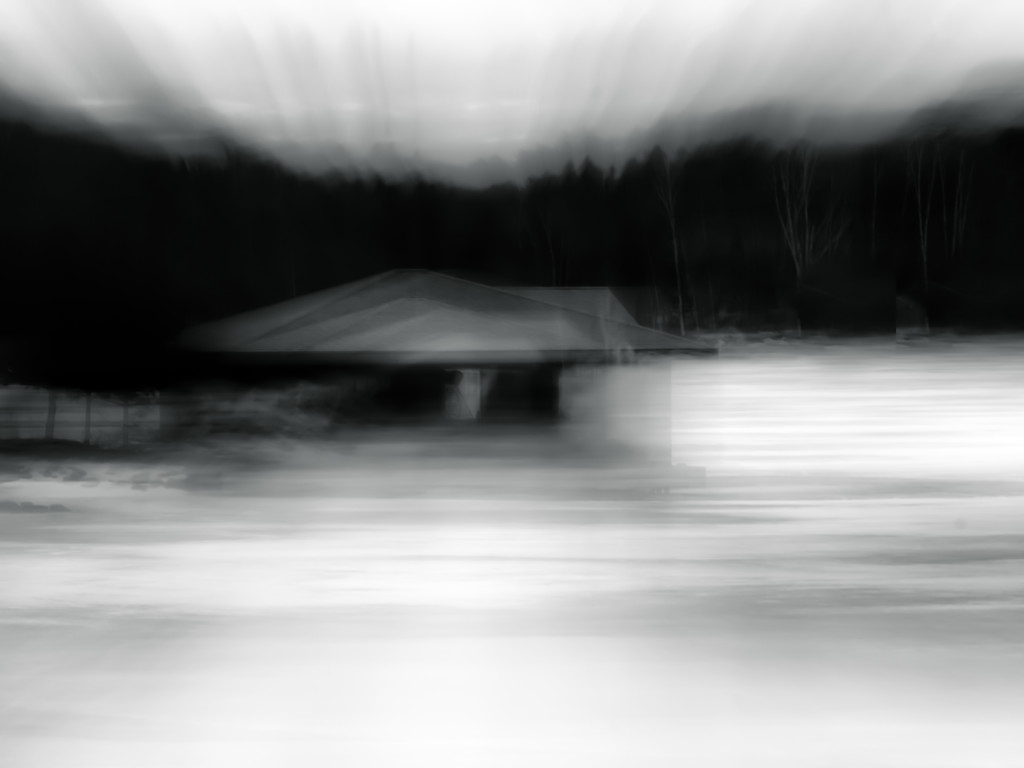 zoom burst boathouse... by northy