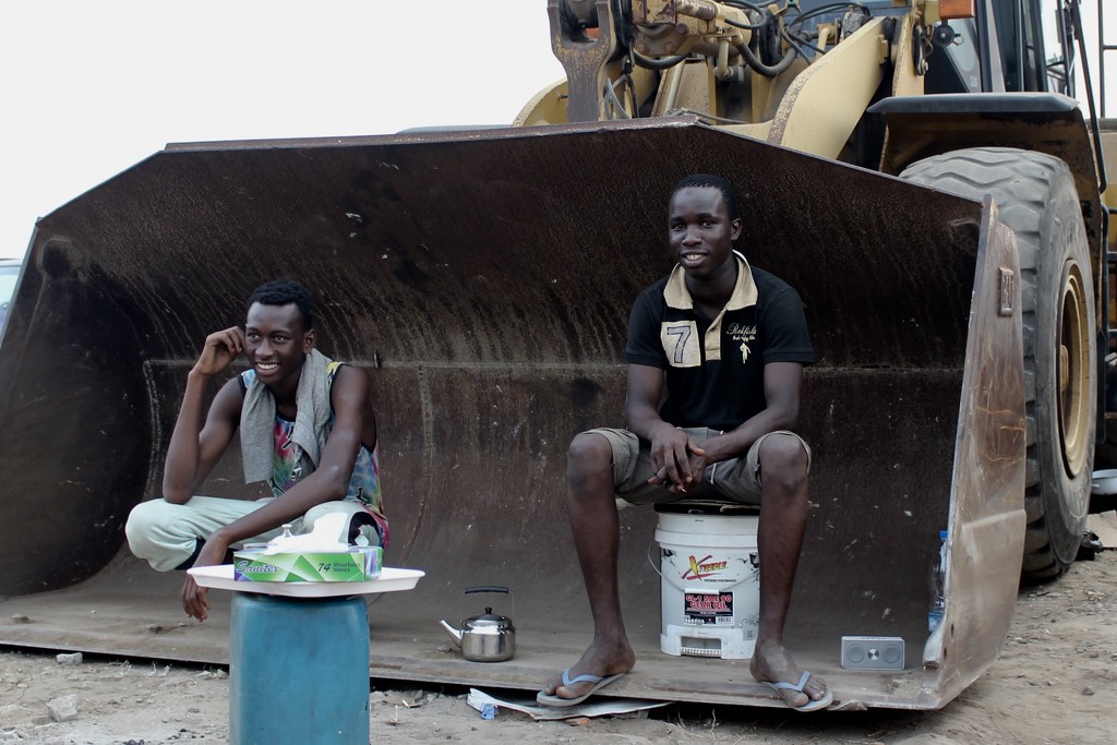 Abidjan workers by vincent24
