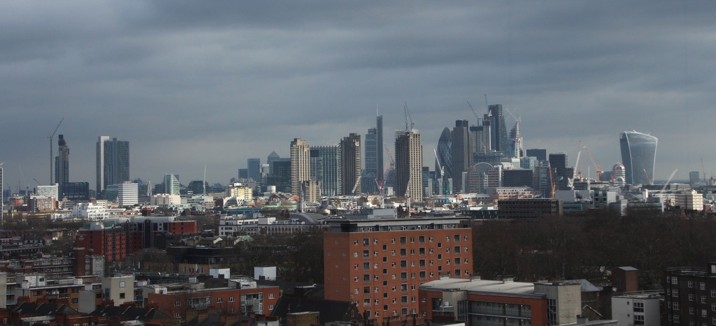 London skyline by busylady