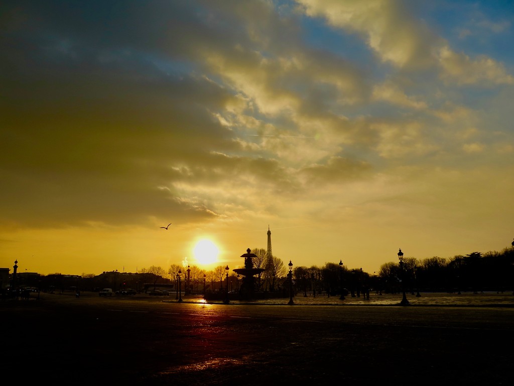 Sunset at the Place de la Concorde by jamibann