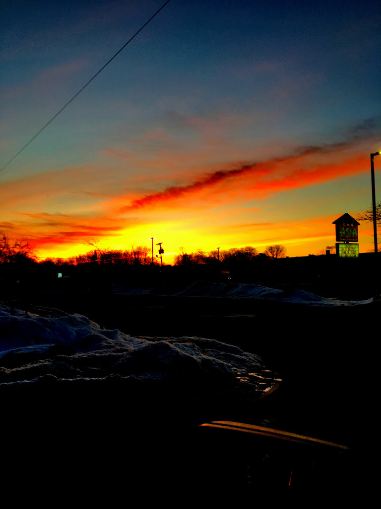 Mid Winter sunrise by dianen