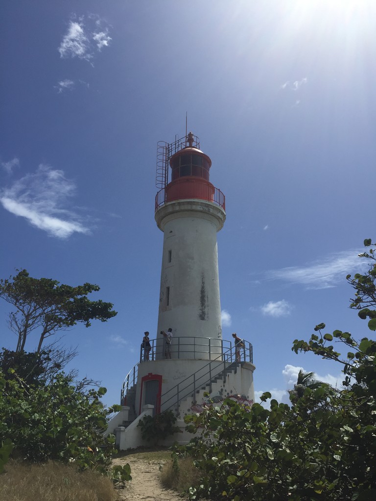 Lighthouse on îlet du gosier.  by cocobella