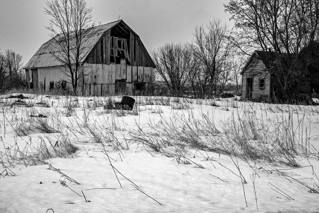 Old Barn by farmreporter