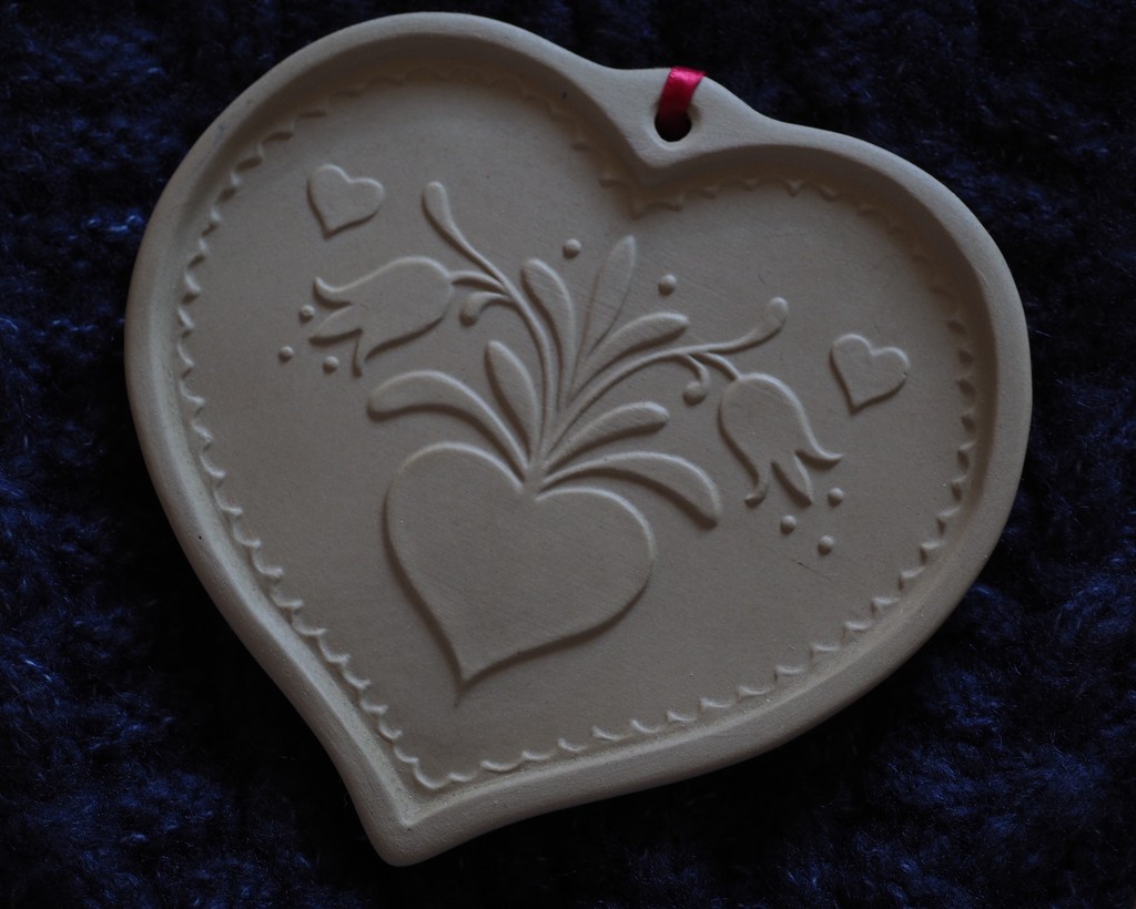 Heartshaped cookie mold by jacqbb