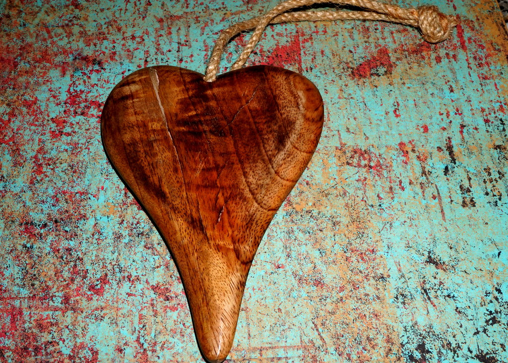Wooden Heart by sunnygirl