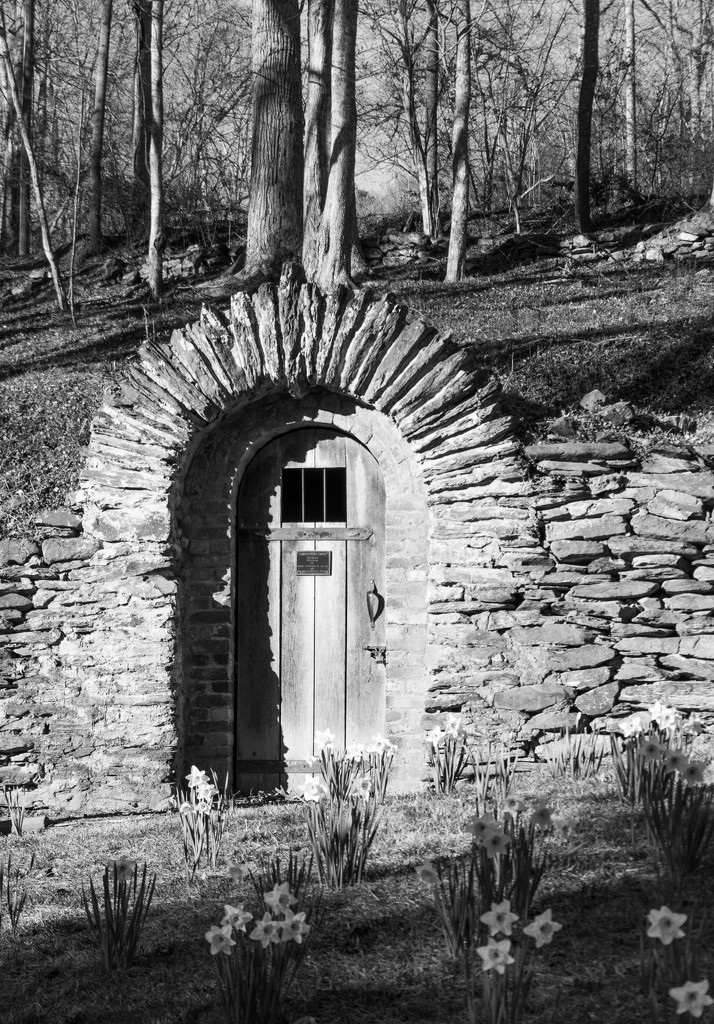 Kiln entrance by randystreat