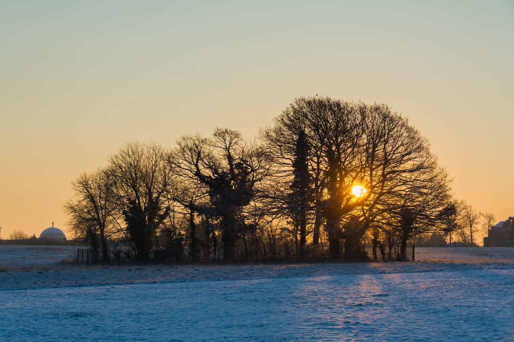 Winter sunrise by rumpelstiltskin