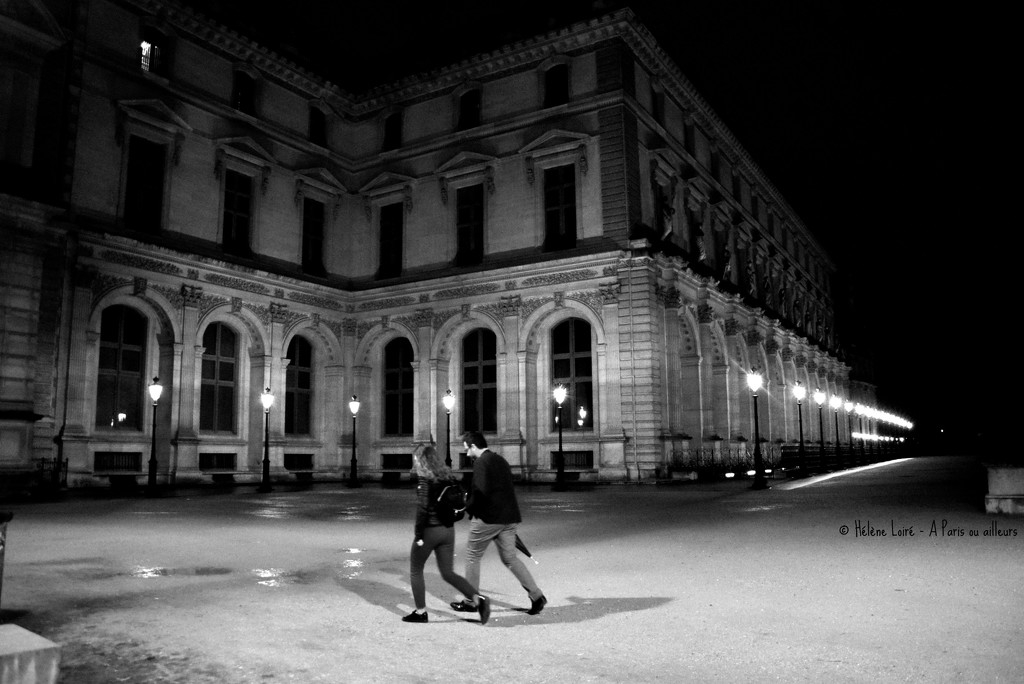 night walk  by parisouailleurs