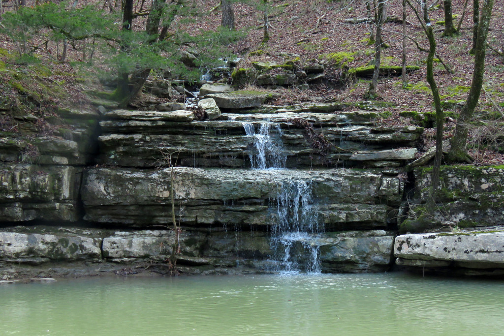 Lee Creek Waterfall by milaniet