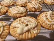 5th Mar 2018 - lemon hand pies with white chocolate glaze