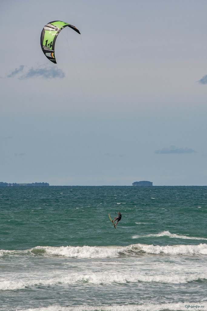 kite surfing by yorkshirekiwi