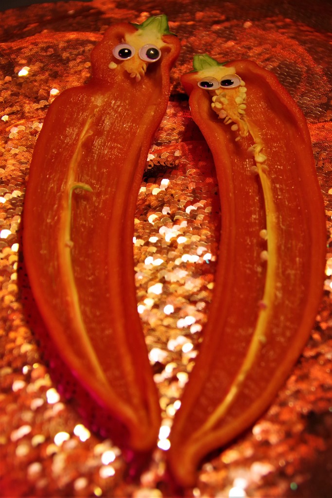 Sunbathing Peppers by 30pics4jackiesdiamond