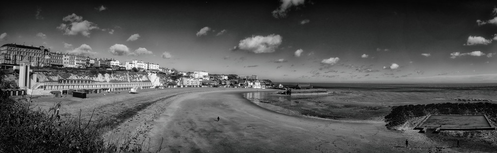 Broadstairs Beach by fbailey