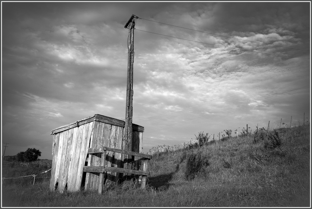 The old pumpshed by dide
