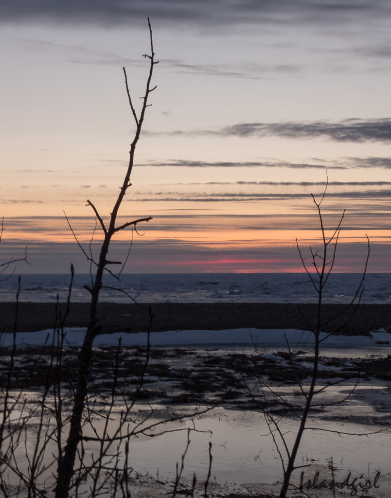 Sunset on the Lake by radiogirl