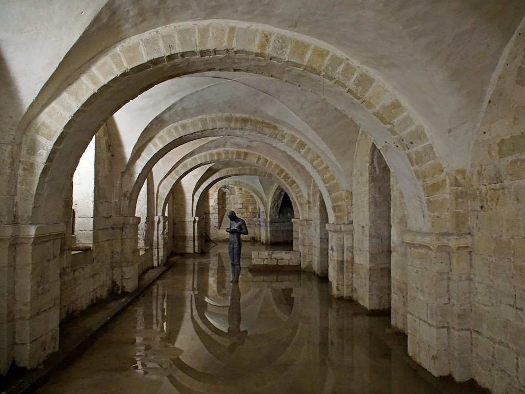 flood in the crypt by quietpurplehaze