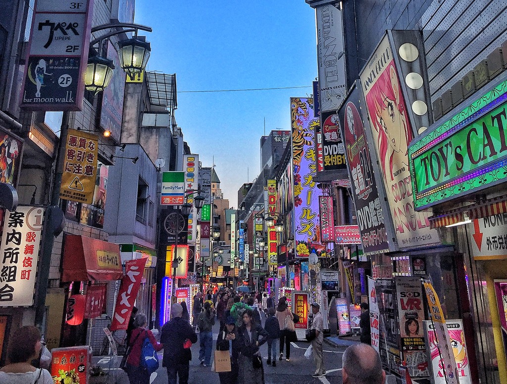 Shibuya street. by cocobella