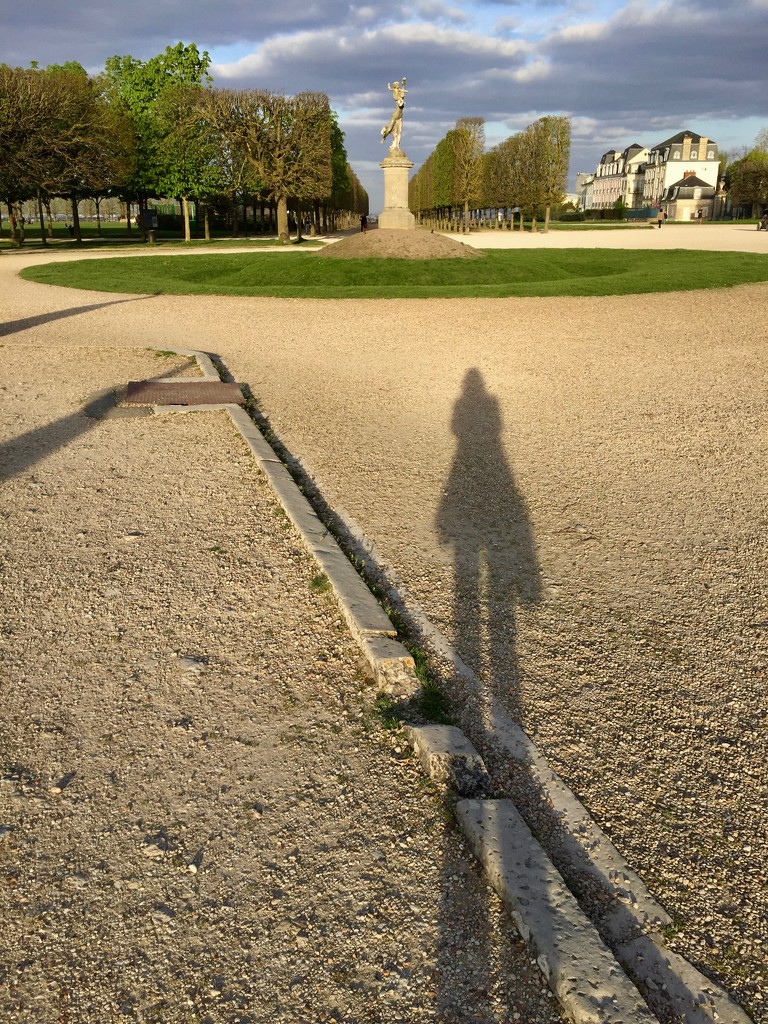 Long Shadows at St. Germain en Laye by jamibann