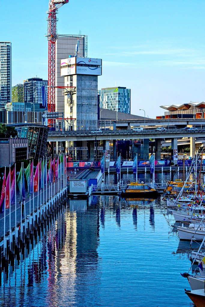 Darling Harbour by annied