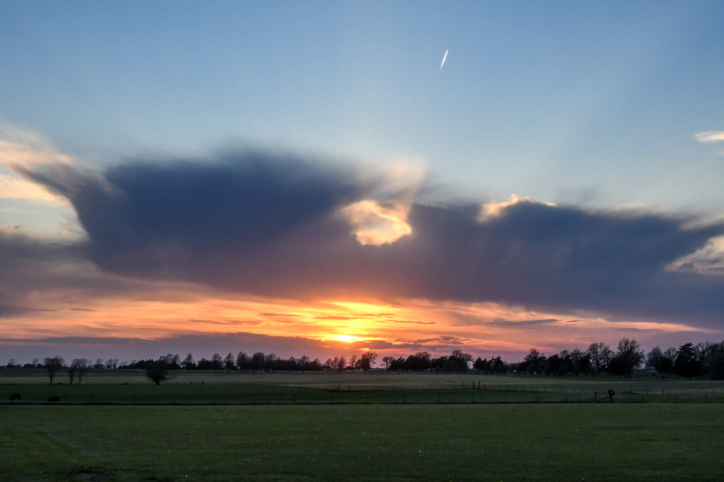 Kansas Sunset and Cloudscape by kareenking