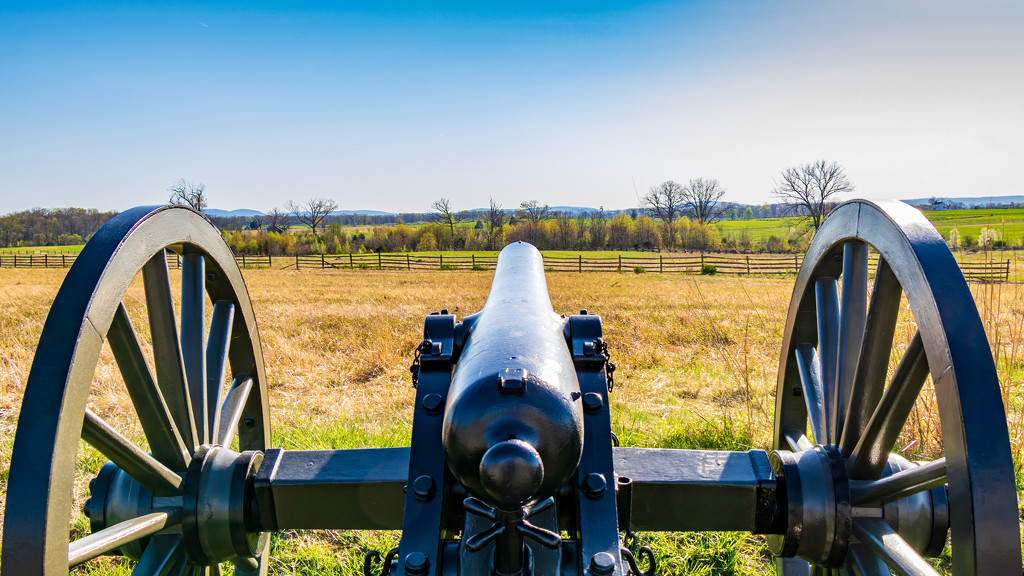 cannon at Gettysburg by jernst1779