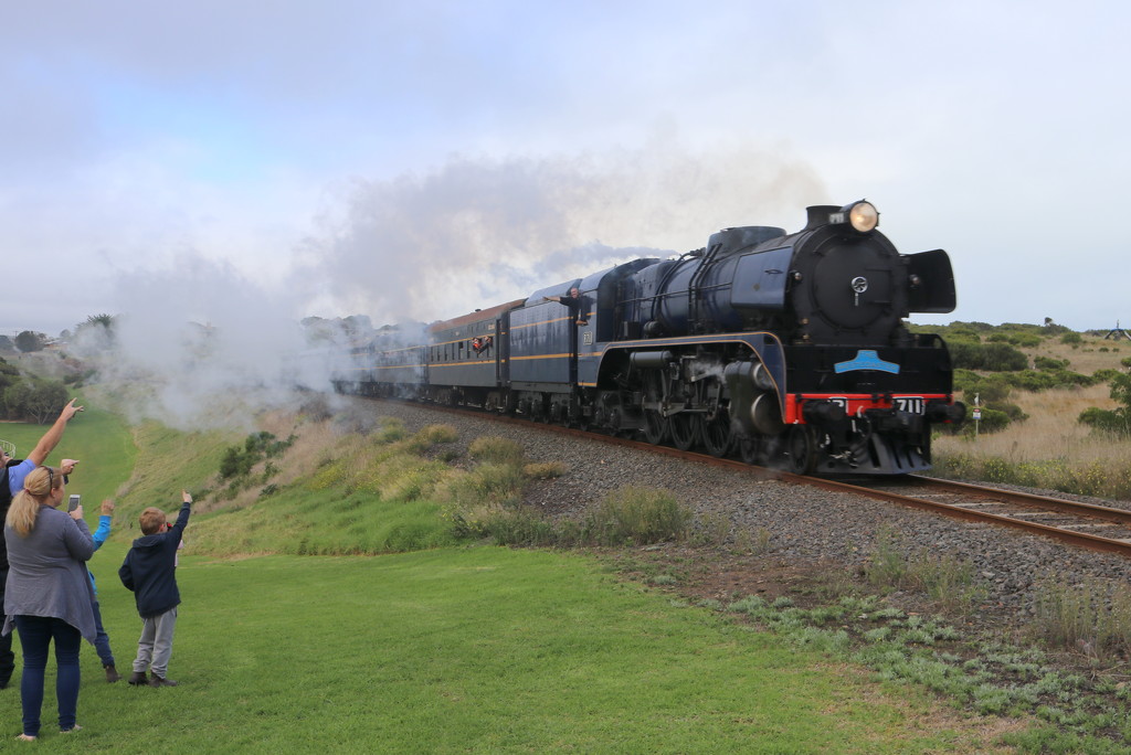 Steam train rolls into town by gilbertwood