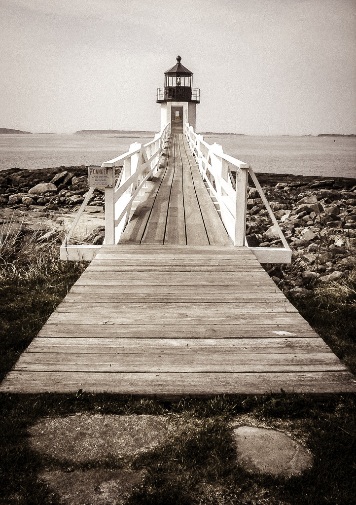 Marshall Point Light, ME by clay88