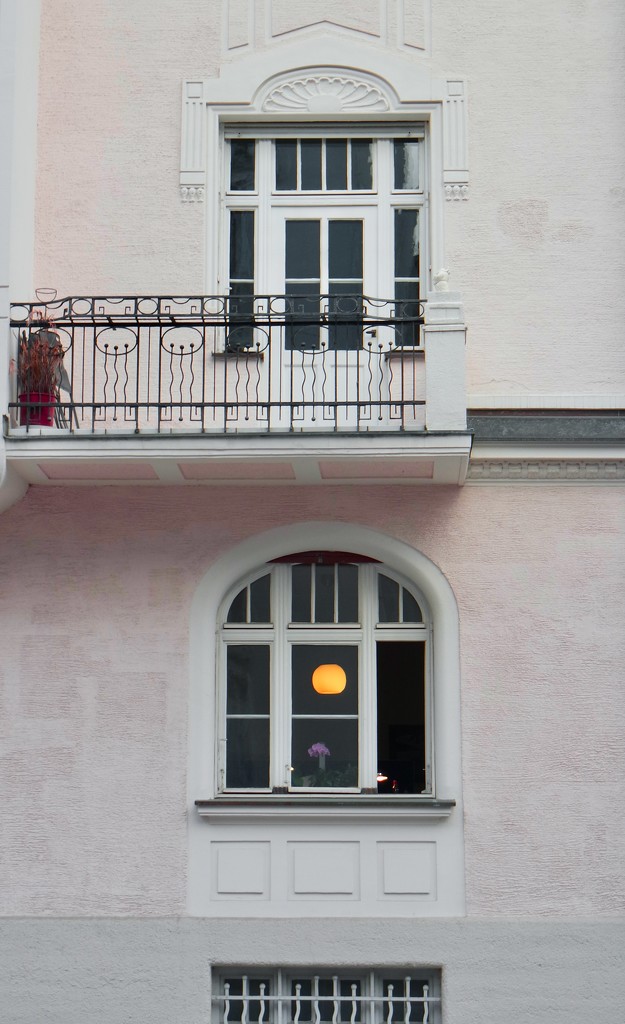Munich windows by toinette