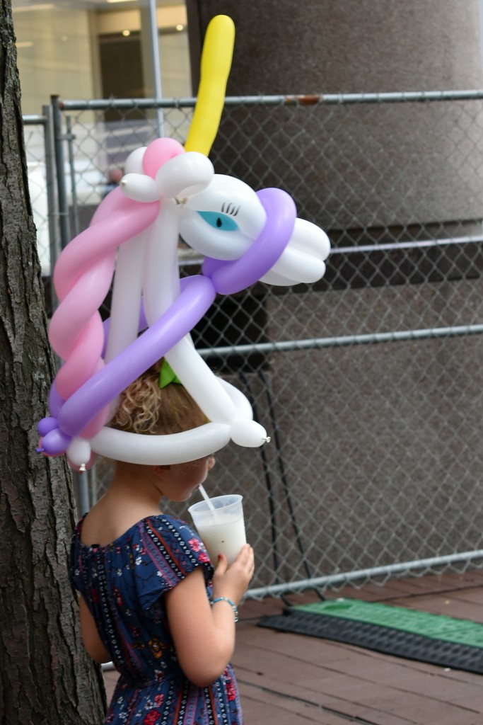 The Unicorn and her Frozen Lemonade by alophoto