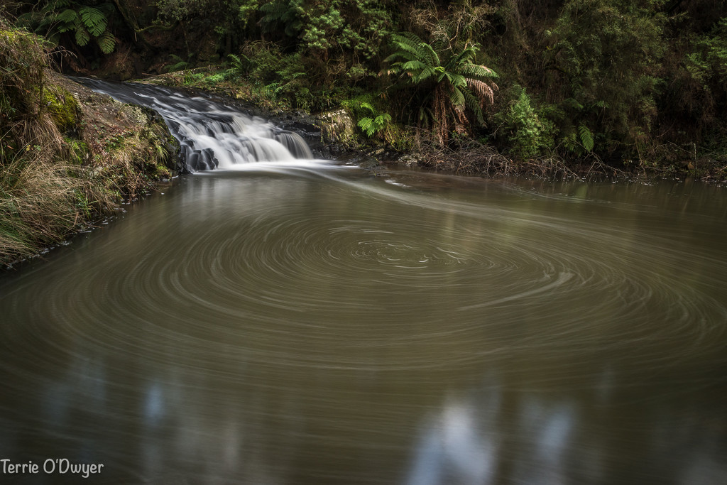 Morwell River Falls by teodw