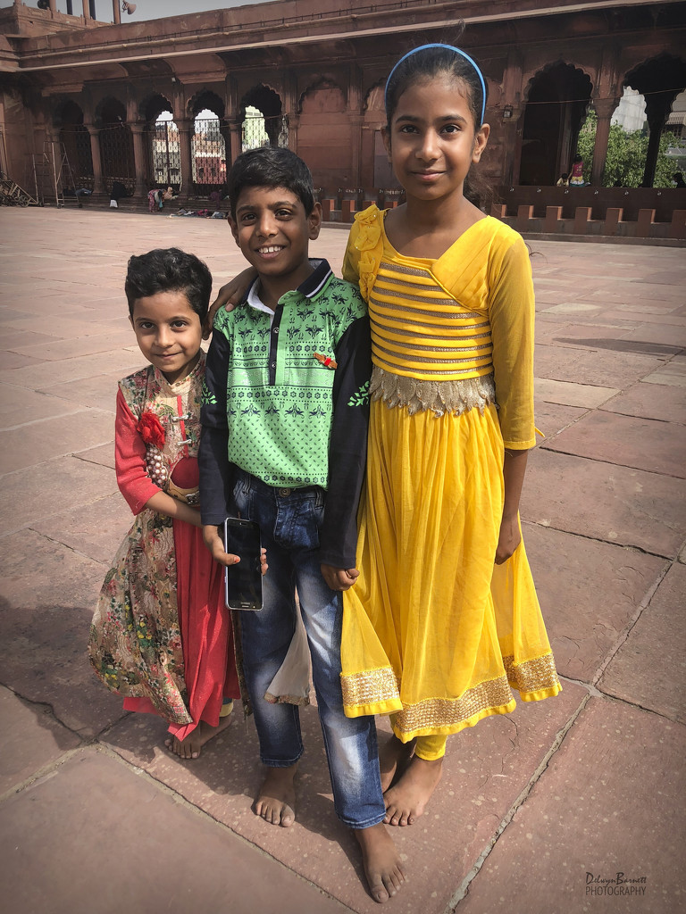 Children at a mosque by dkbarnett