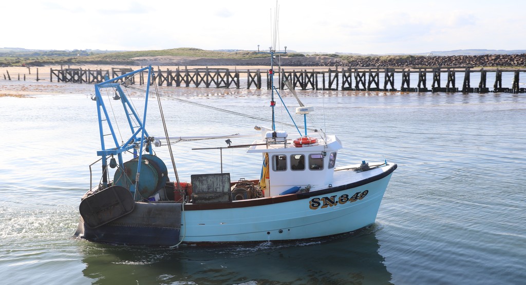 Amble Harbour by lifeat60degrees
