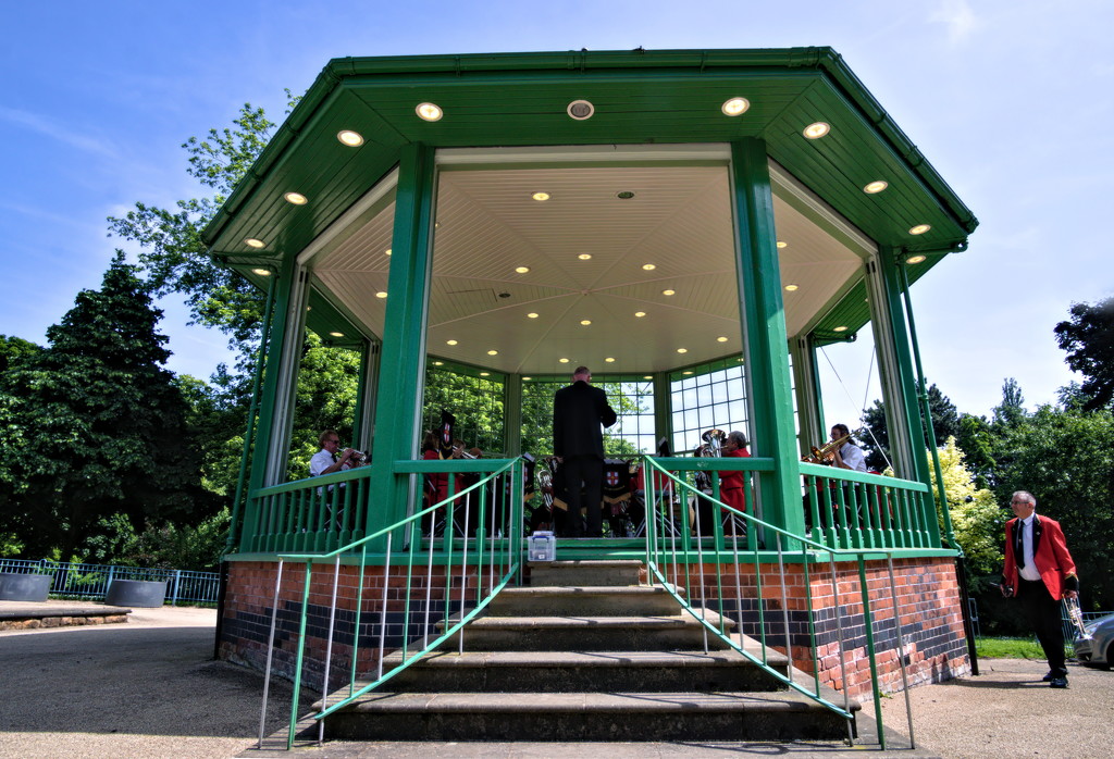 Nottingham Arboretum Bandstand by phil_howcroft