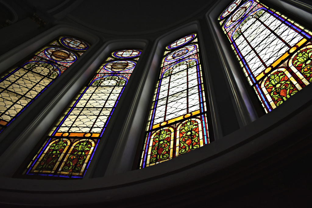 Stained Glass Sunday by alophoto