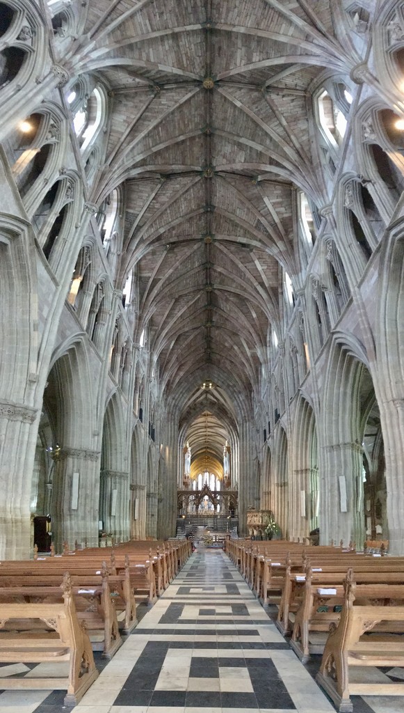 Worcester Cathedral Nave by rosie00