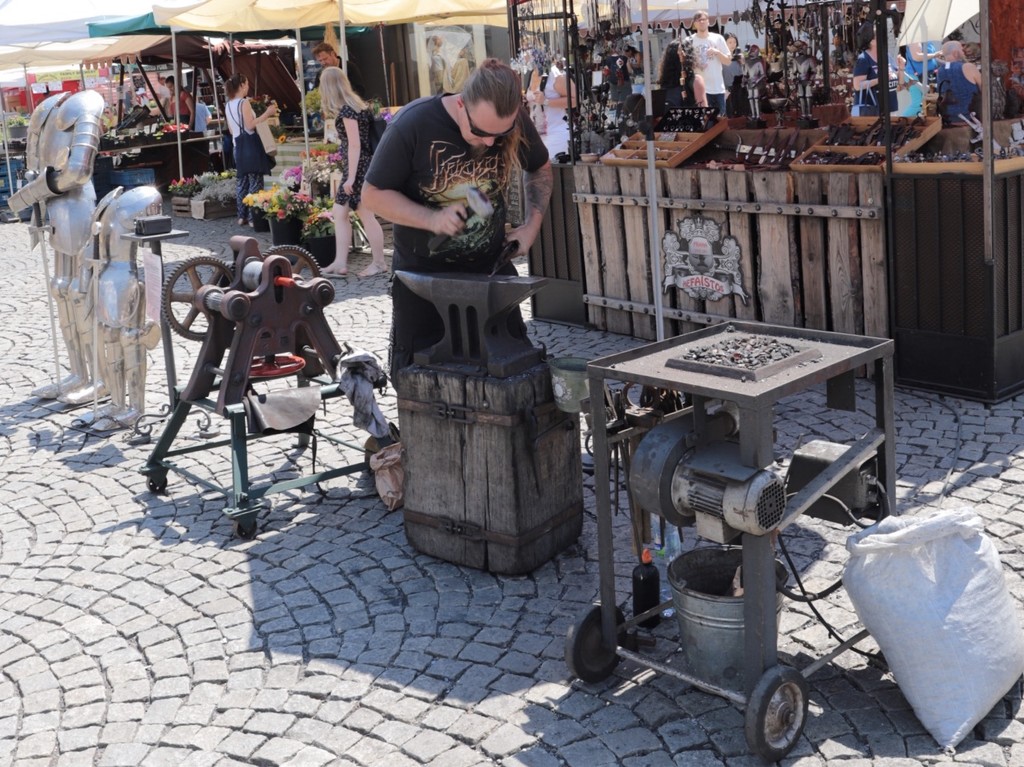 Street Market near Old Town, Prague. by lumpiniman