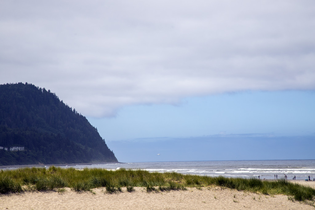 Seaside Oregon Coast by hjbenson