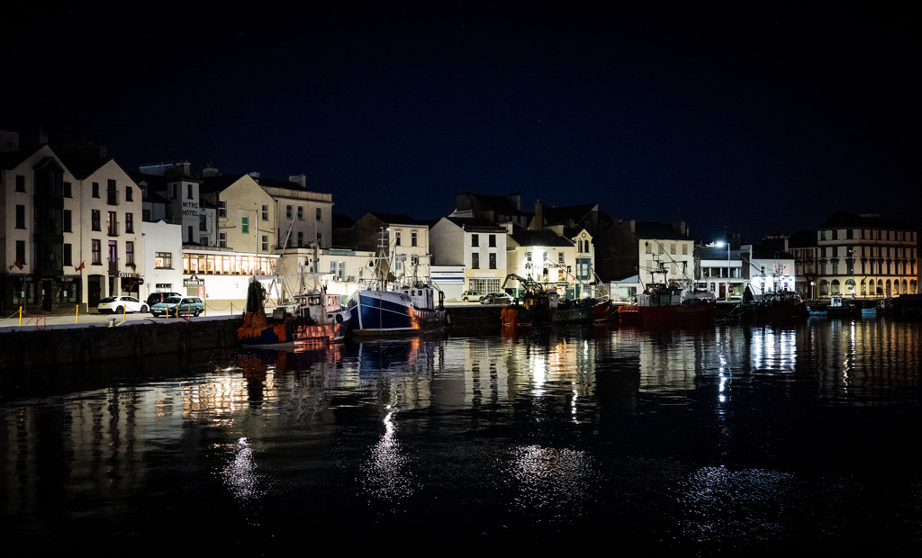 Ramsey Harbour at night - again... by vignouse