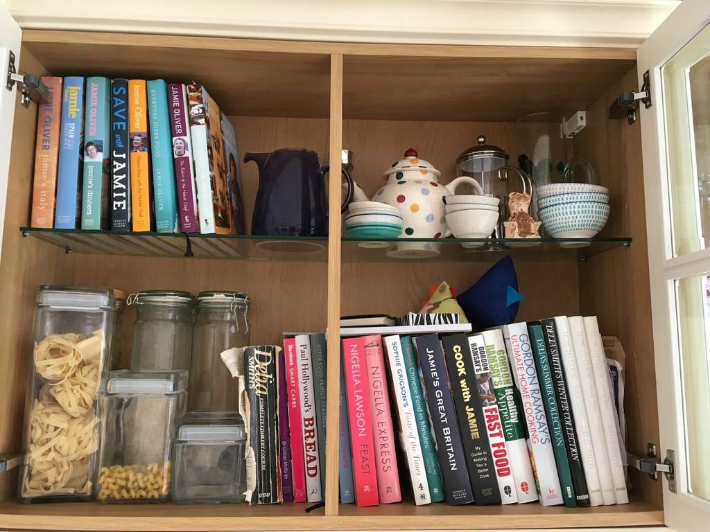 Kitchen Cupboard Clear Out by cataylor41