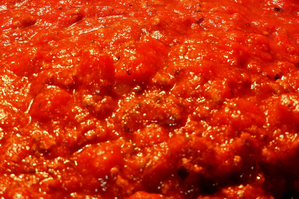 Red Spaghetti Sauce by homeschoolmom