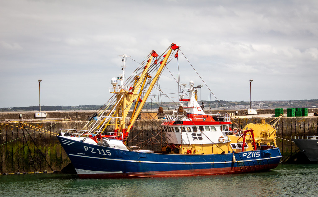 Newlyn fishing boat by swillinbillyflynn