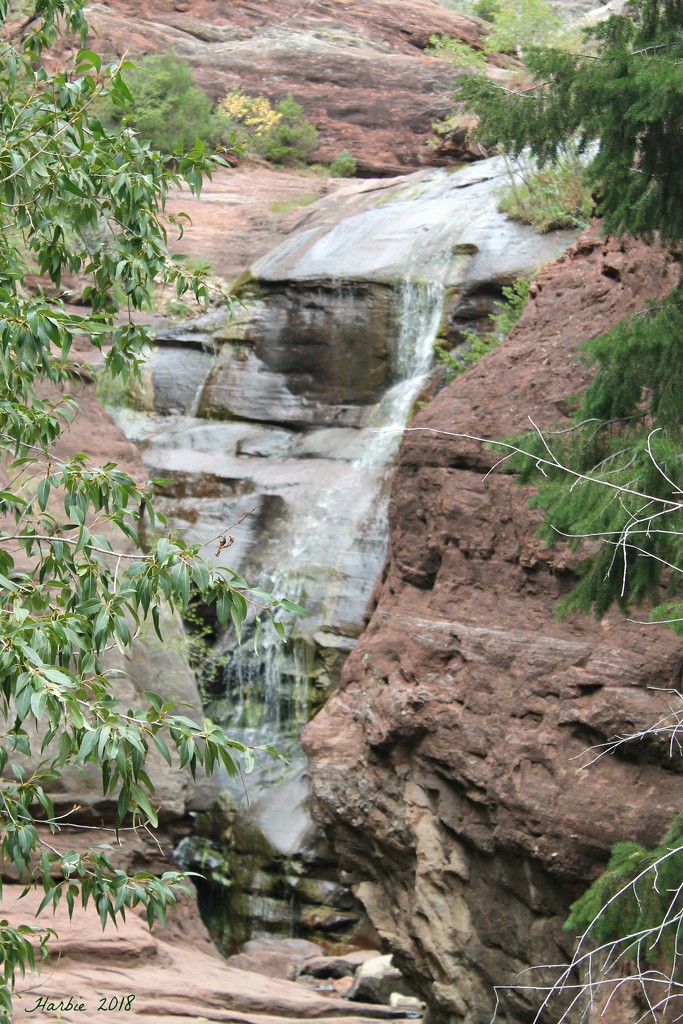 Waterfall by harbie