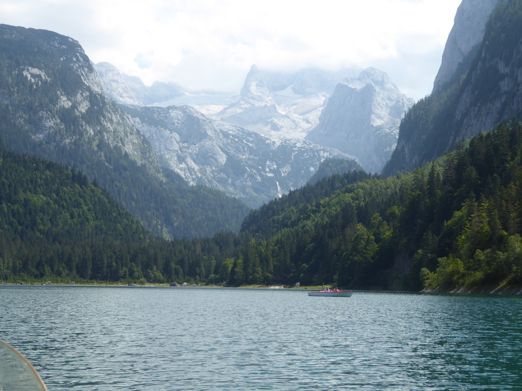 Boating on the lake at Gosau by cmp