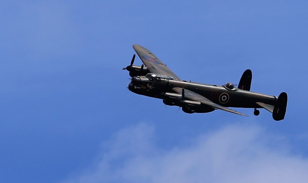 Avro Lancaster  by phil_sandford