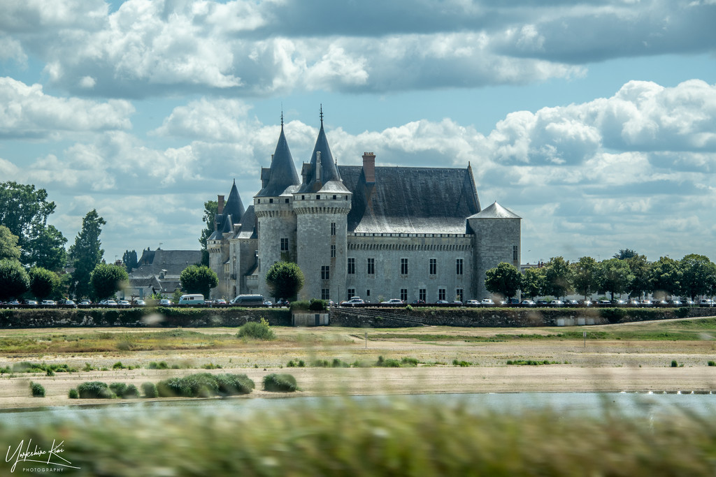 Château de Sully-sur-Loire by yorkshirekiwi