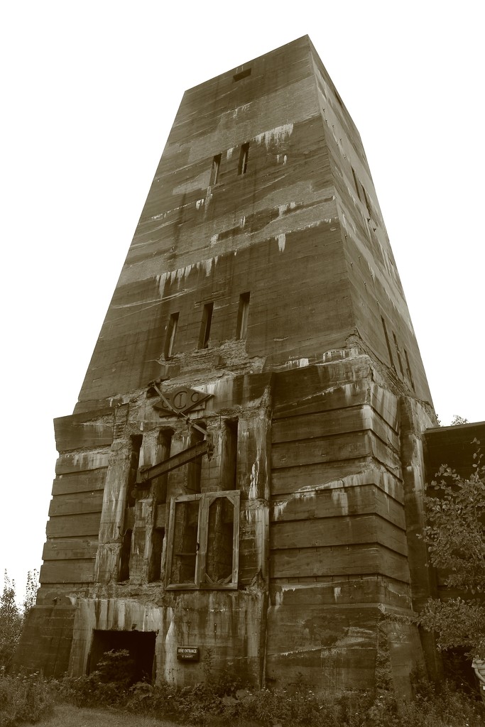 Cliffs Shaft Iron Mine Museum 1 by juliedduncan