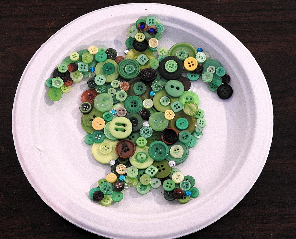 Button, button, the turtle's made of buttons! by homeschoolmom